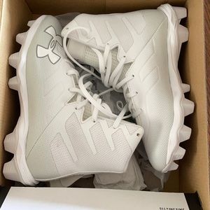 KIDS cleats